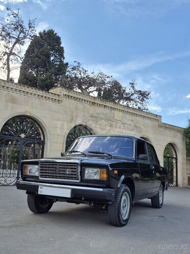 LADA (VAZ) 2107-4