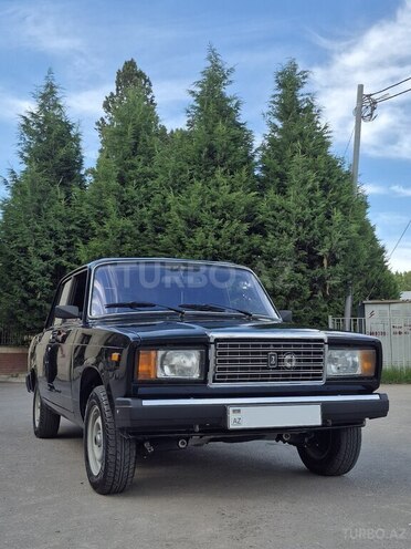 LADA (VAZ) 2107-2