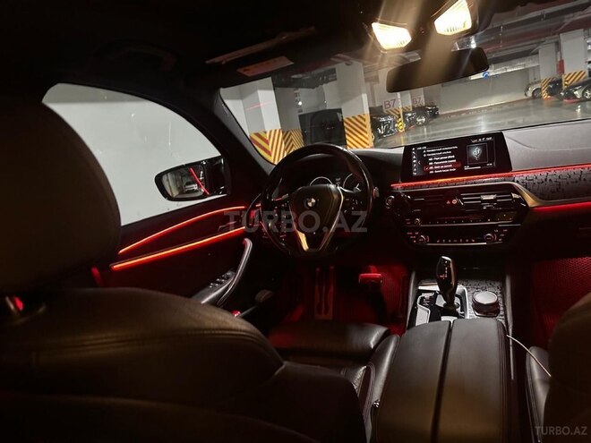 BMW 525-12
