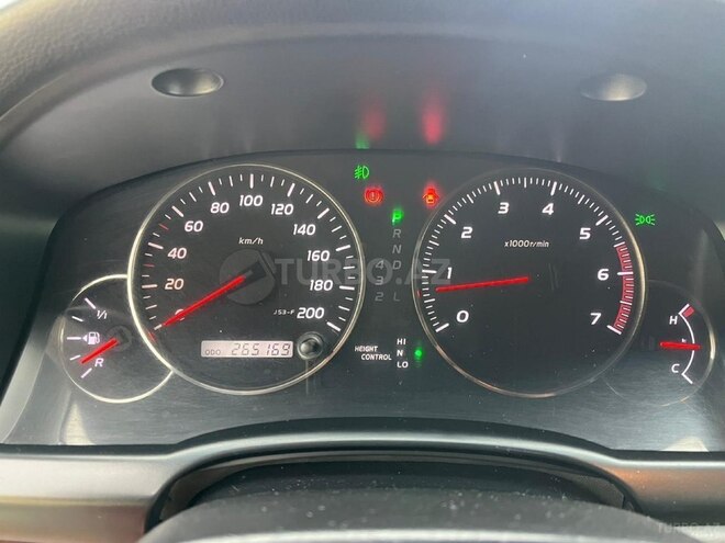 Toyota Land Cruiser Prado-13