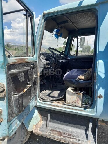 GAZ 53-4