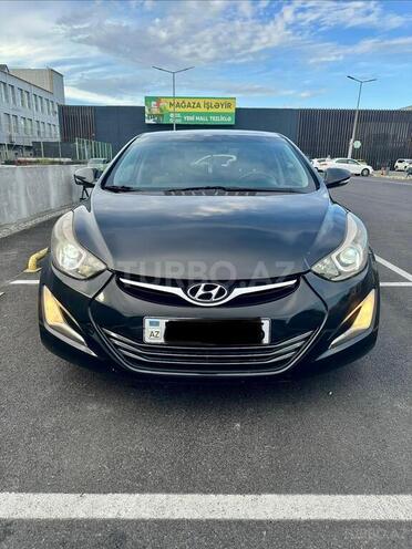 Hyundai Elantra-1