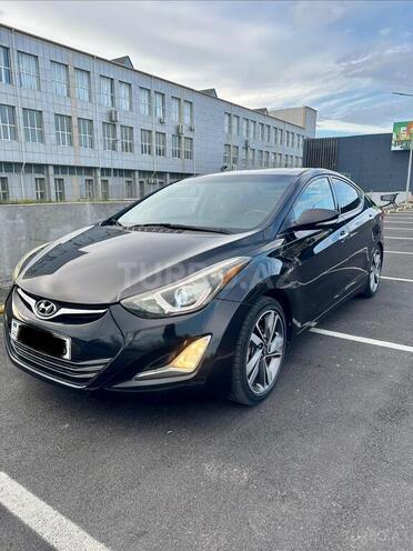 Hyundai Elantra-2