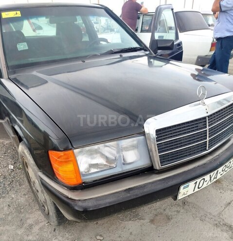 Mercedes 190-5
