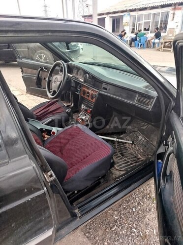 Mercedes 190-7