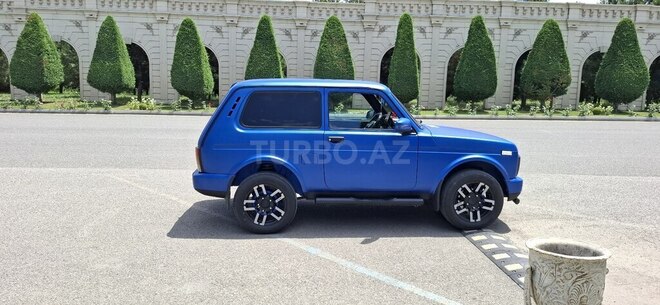 LADA (VAZ) Niva-6