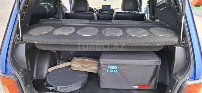 LADA (VAZ) Niva-11