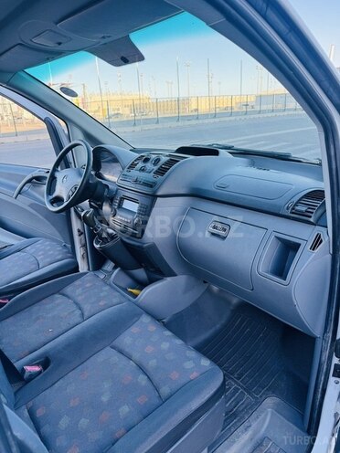 Mercedes Vito 111 CDI-13