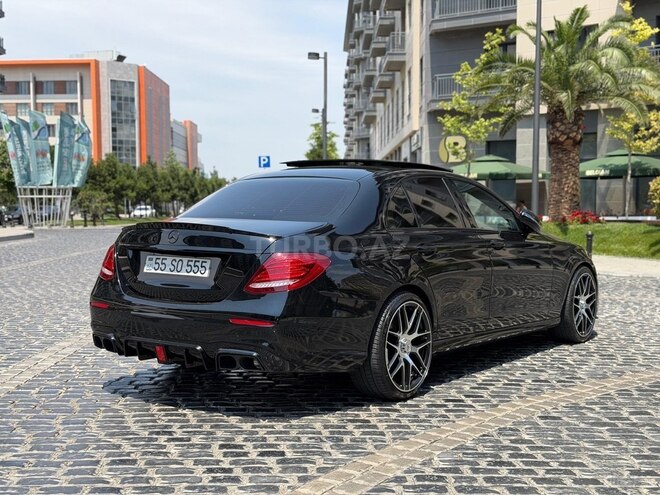 Mercedes E 300-7