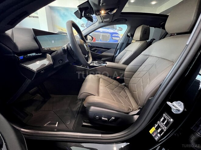 BMW 550e-30