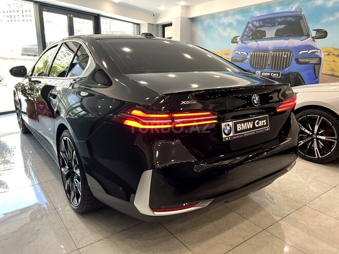 BMW 550e-18