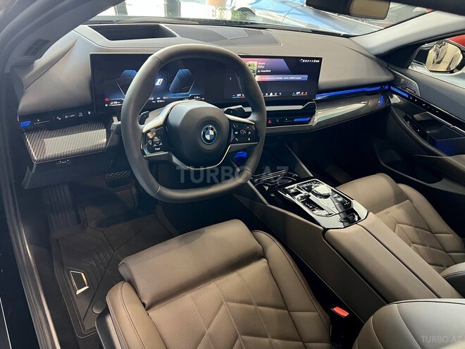 BMW 550e-26