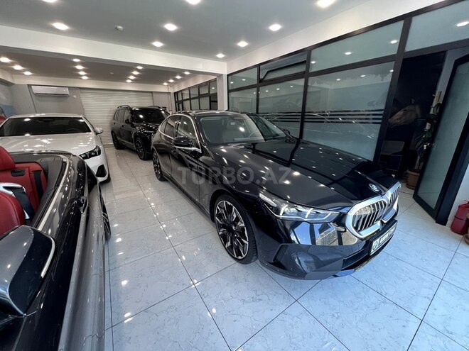 BMW 550e-9