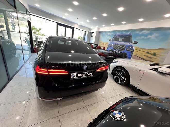 BMW 550e-20