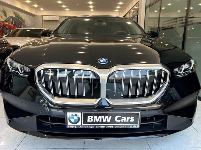 BMW 550e-1