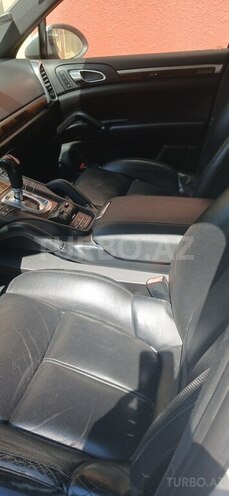 Porsche Cayenne S-3