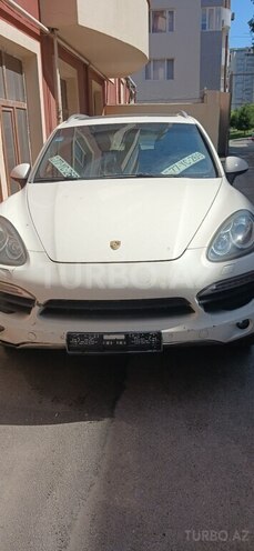 Porsche Cayenne S-1