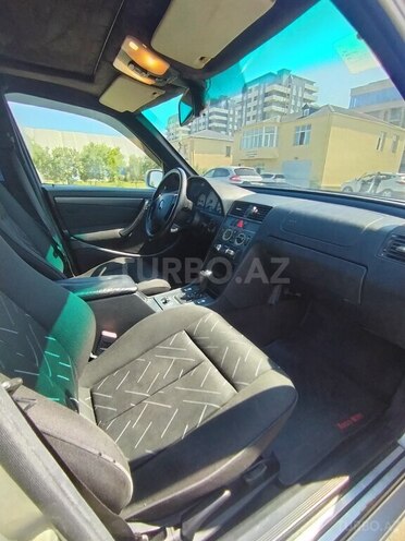 Mercedes C 240-9