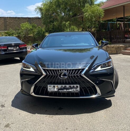 Lexus ES 300h-1