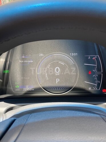 Lexus ES 300h-11