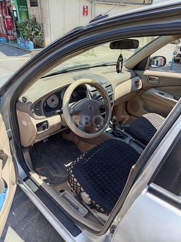 Nissan Sunny-6