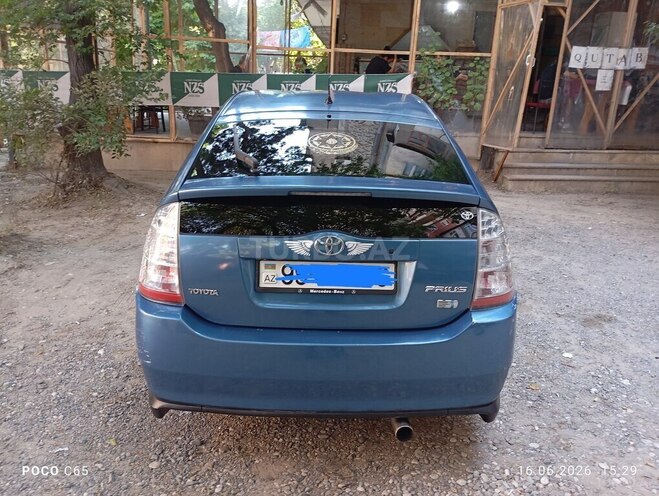 Toyota Prius-3