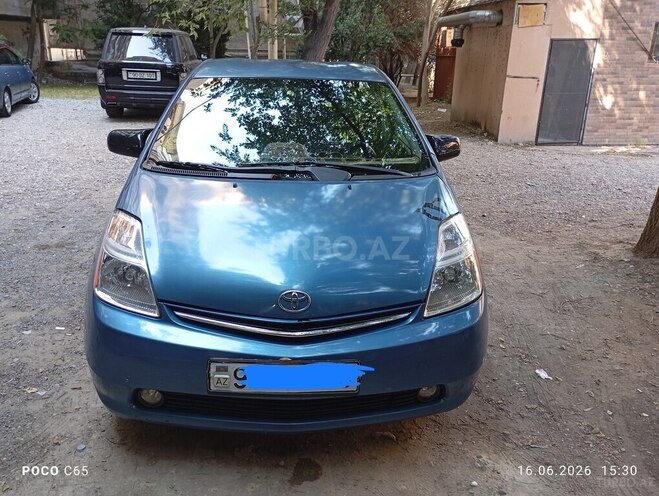 Toyota Prius-1