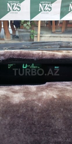 Toyota Prius-8