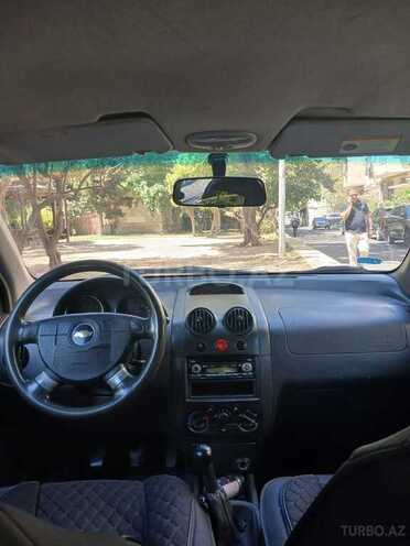 Chevrolet Aveo-7