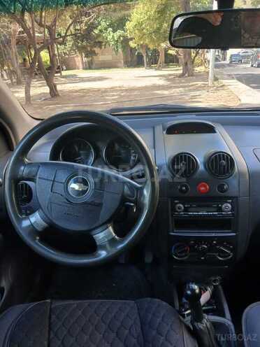 Chevrolet Aveo-6