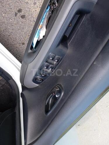 Hyundai i10-7