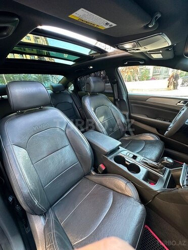 Hyundai Sonata-3