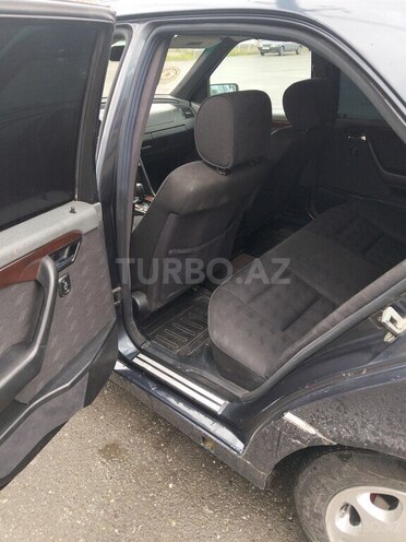 Mercedes C 220-12