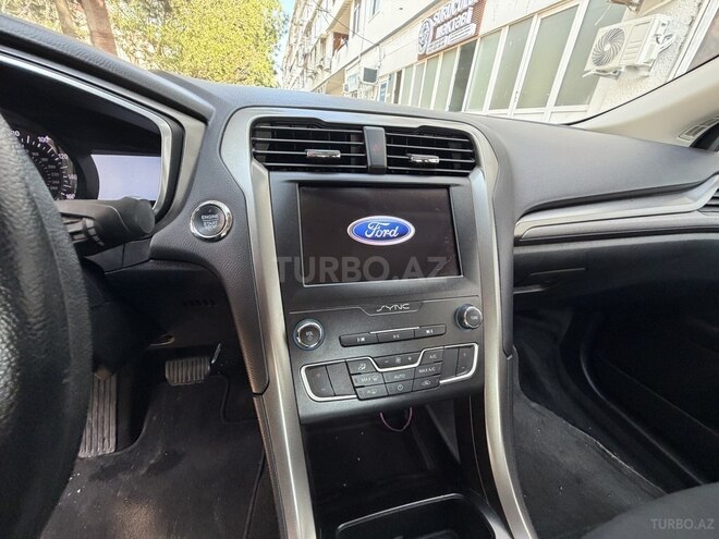 Ford Fusion (North America)-11