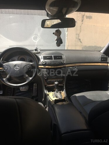 Mercedes E 220-4