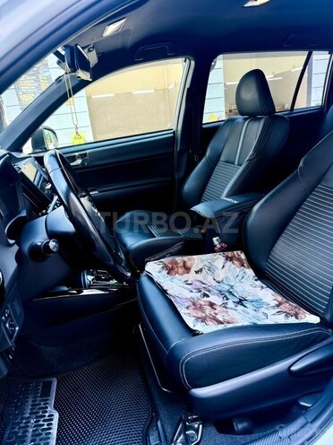 Toyota Corolla Fielder-10