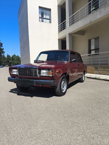 LADA (VAZ) 2107-1