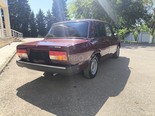 LADA (VAZ) 2107-4