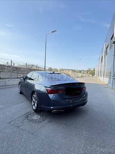 Chevrolet Malibu-9