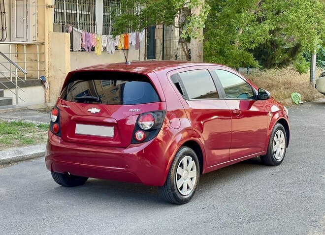 Chevrolet Aveo-4