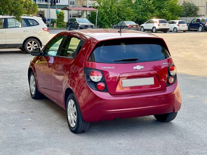 Chevrolet Aveo-6