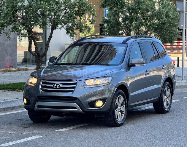 Hyundai Santa Fe-10