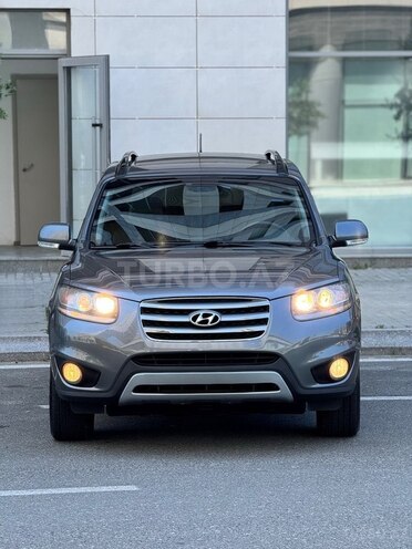 Hyundai Santa Fe-1