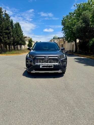 Toyota RAV4-2