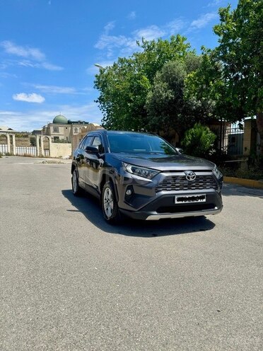 Toyota RAV4-1