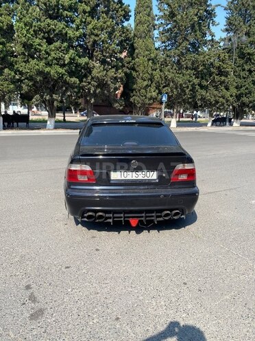 BMW 530-6