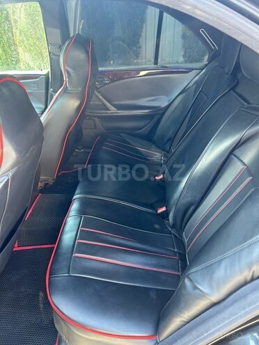 Mercedes E 220-6
