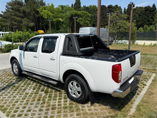 Nissan Navara-6