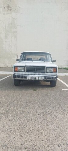LADA (VAZ) 2107-1