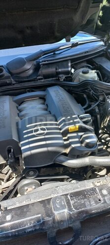 Mercedes E 280-12